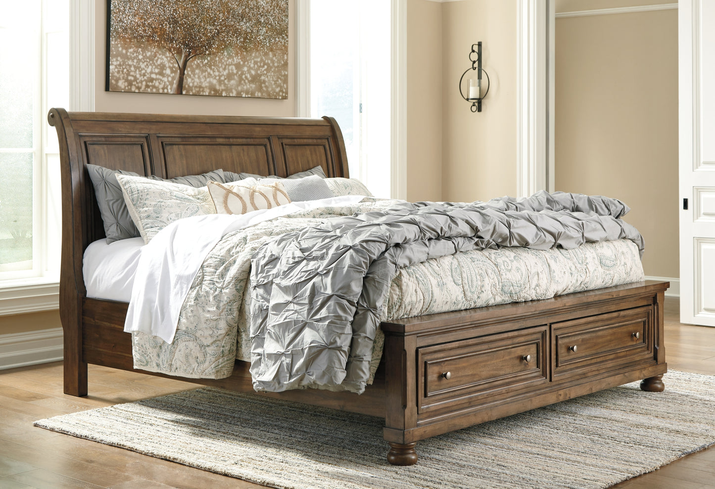 Flynnter Sleigh Bed With 2 Storage Drawers With Mirrored Dresser
