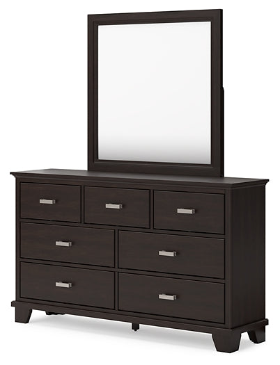 Covetown Queen Panel Bed with Mirrored Dresser and Chest